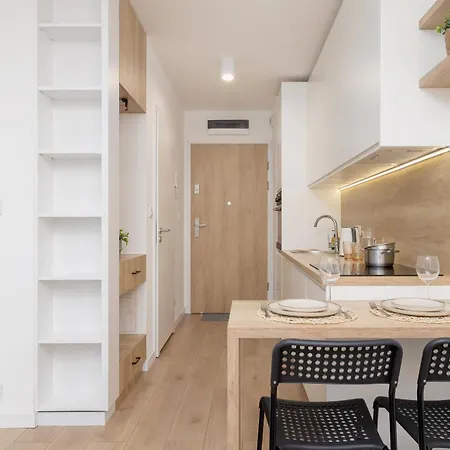 Apartment Saska Blu Studio Z Balkonem Podgorze By Renters *