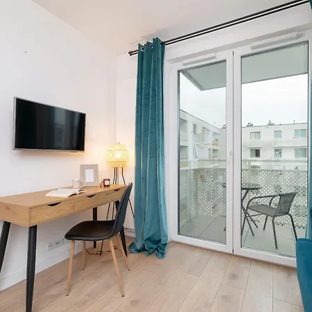 Saska Blu Studio Z Balkonem Podgorze By Renters